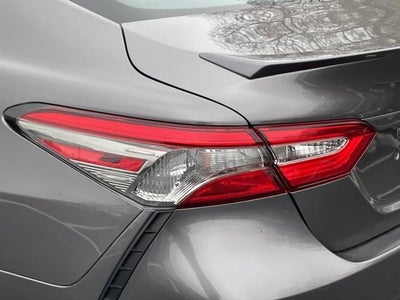 2019 Toyota Camry Hybrid SE CVT (Natl)