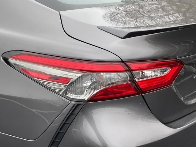 2019 Toyota Camry Hybrid SE CVT (Natl)