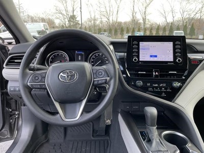 2022 Toyota Camry LE Auto (Natl)