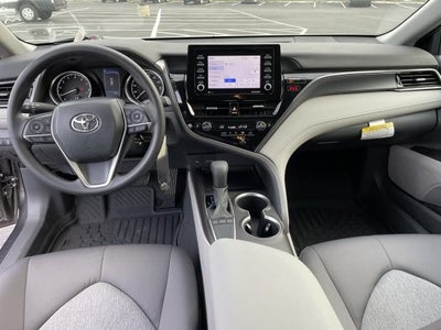 2022 Toyota Camry LE Auto (Natl)