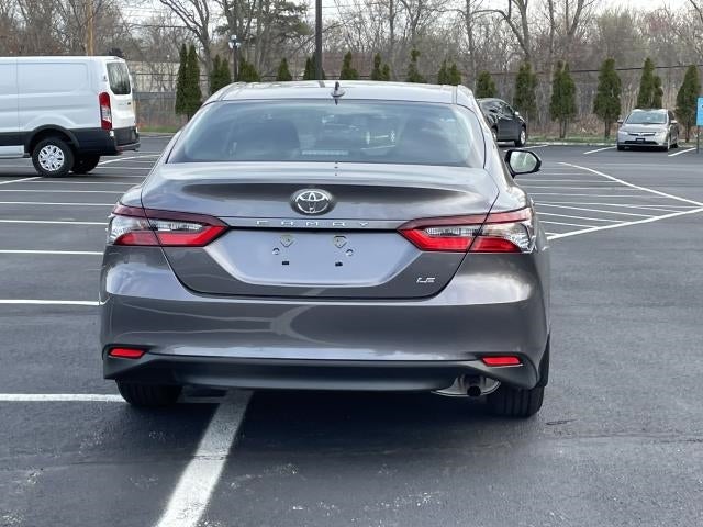 2022 Toyota Camry LE Auto (Natl)