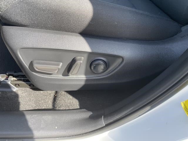 2021 Toyota RAV4 Hybrid XLE AWD (Natl)