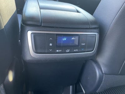 2019 Toyota Highlander LE Plus V6 AWD (Natl)