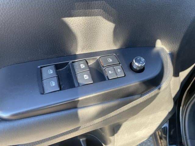 2019 Toyota Highlander LE Plus V6 AWD (Natl)