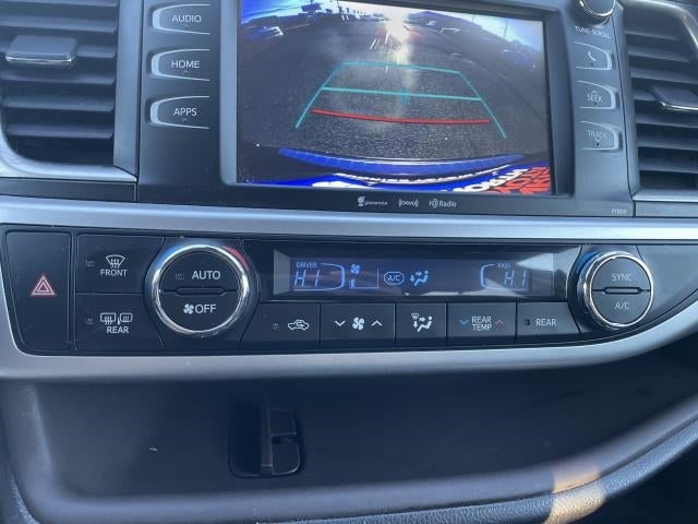 2019 Toyota Highlander LE Plus V6 AWD (Natl)