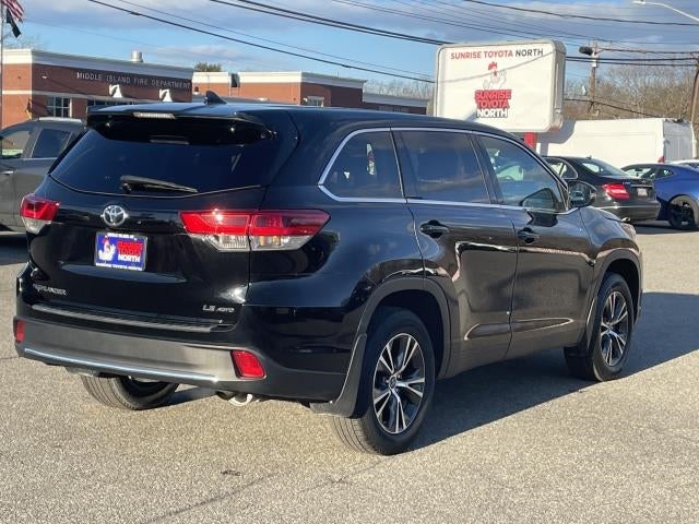 2019 Toyota Highlander LE Plus V6 AWD (Natl)