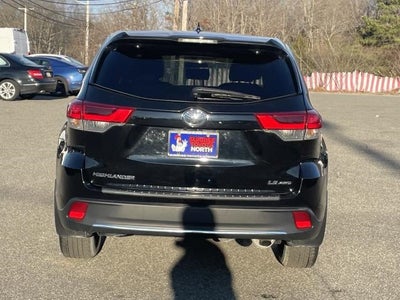 2019 Toyota Highlander LE Plus V6 AWD (Natl)