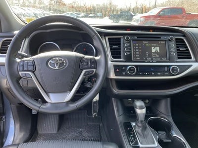 2019 Toyota Highlander LE V6 AWD (Natl)