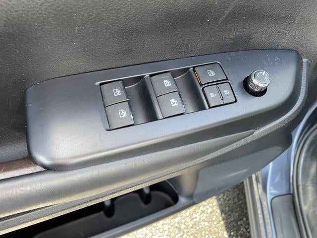 2019 Toyota Highlander LE V6 AWD (Natl)