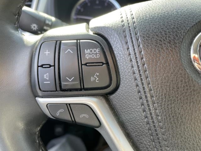 2019 Toyota Highlander LE V6 AWD (Natl)