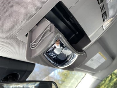 2019 Toyota Highlander LE V6 AWD (Natl)