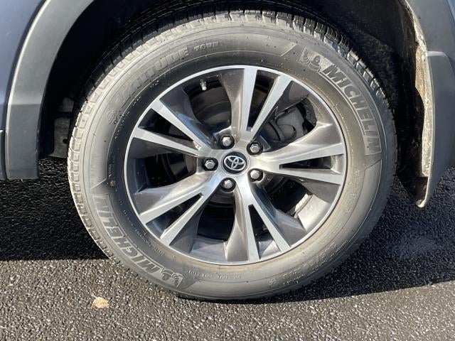 2019 Toyota Highlander LE V6 AWD (Natl)