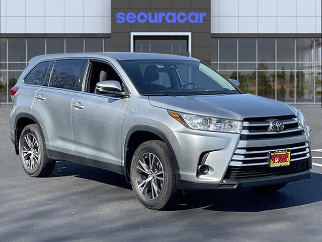 2019 Toyota Highlander LE V6 AWD (Natl)