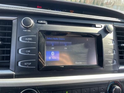 2019 Toyota Highlander LE V6 AWD (Natl)