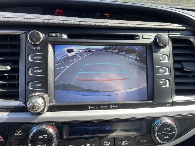 2019 Toyota Highlander LE V6 AWD (Natl)