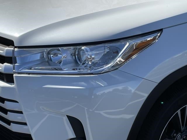 2019 Toyota Highlander LE V6 AWD (Natl)