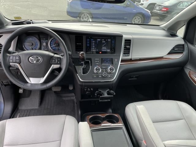 2016 Toyota Sienna 5dr 7-Pass Van Ltd AWD (Natl)