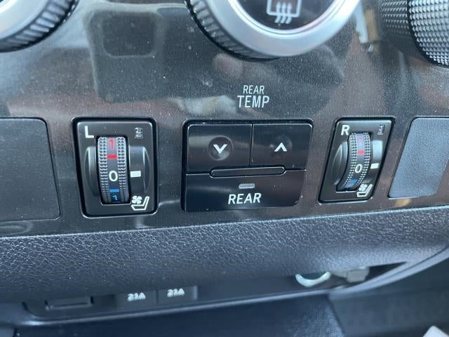 2020 Toyota Sequoia Platinum 4WD (Natl)