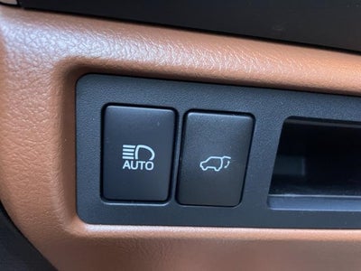 2020 Toyota Sequoia Platinum 4WD (Natl)