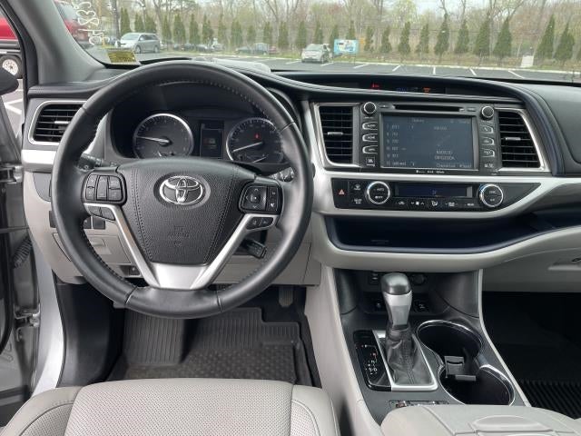 2019 Toyota Highlander Limited V6 AWD (Natl)