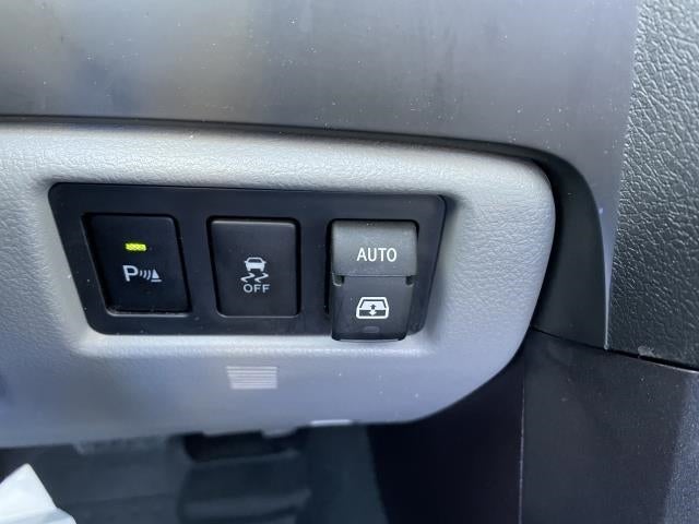 2018 Toyota Sequoia Limited 4WD (Natl)