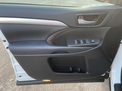 2019 Toyota Highlander XLE V6 AWD (Natl)