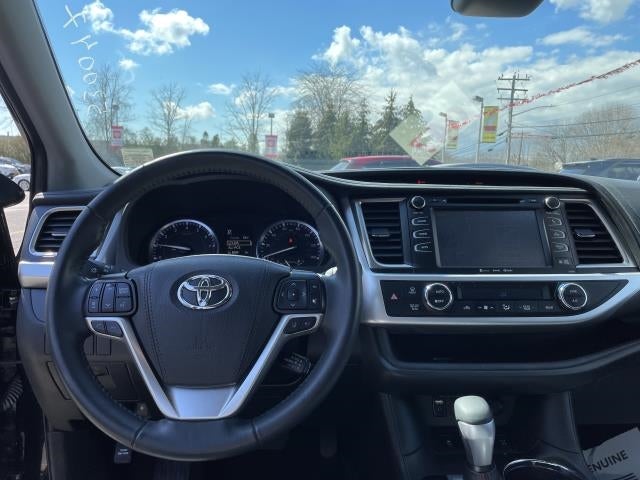 2019 Toyota Highlander SE V6 AWD (Natl)