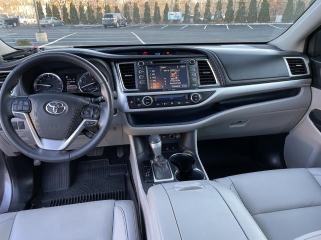 2019 Toyota Highlander XLE V6 AWD (Natl)