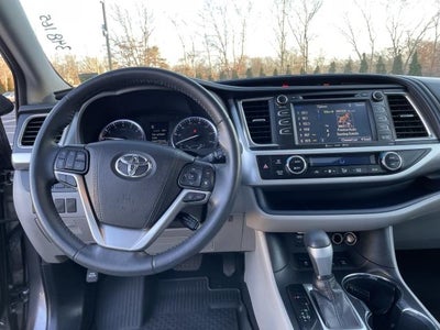 2019 Toyota Highlander XLE V6 AWD (Natl)