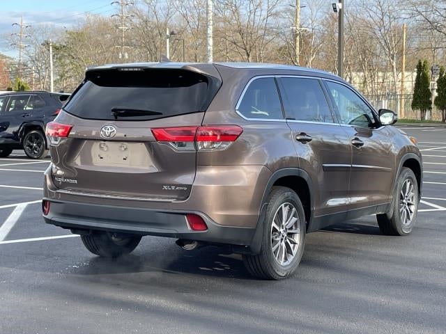 2019 Toyota Highlander XLE V6 AWD (Natl)