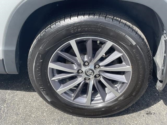 2019 Toyota Highlander XLE V6 AWD (Natl)
