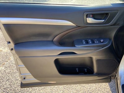 2019 Toyota Highlander XLE V6 AWD (Natl)