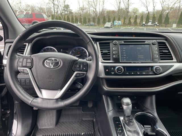 2019 Toyota Highlander XLE V6 AWD (Natl)