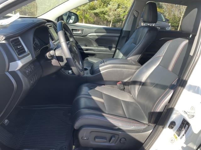 2019 Toyota Highlander SE V6 AWD (Natl)