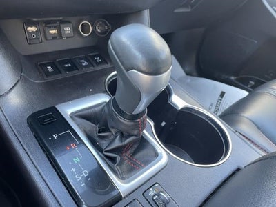 2019 Toyota Highlander SE V6 AWD (Natl)