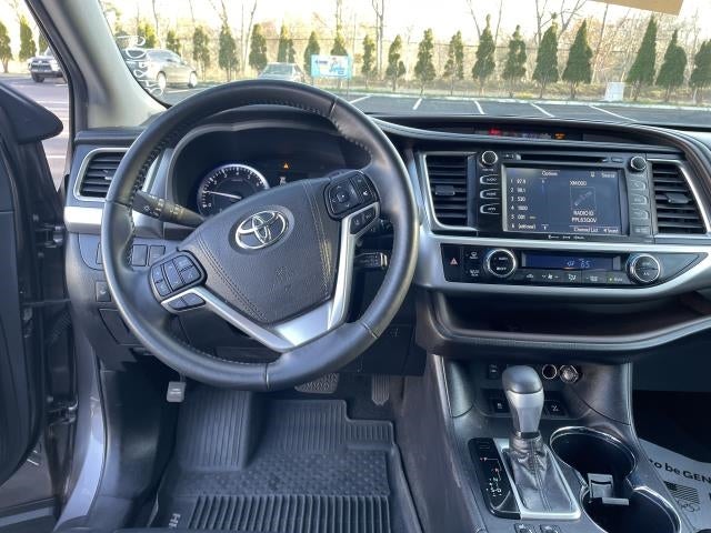 2019 Toyota Highlander XLE V6 AWD (Natl)