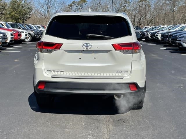 2019 Toyota Highlander SE V6 AWD (Natl)
