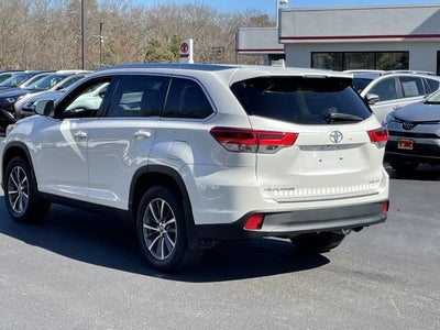 2019 Toyota Highlander SE V6 AWD (Natl)