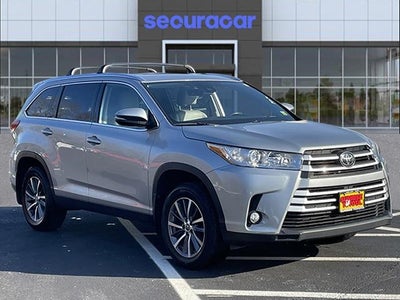 2019 Toyota Highlander XLE V6 AWD (Natl)
