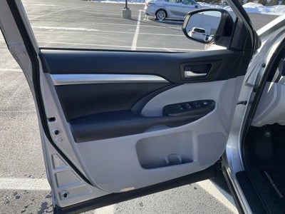 2019 Toyota Highlander XLE V6 AWD (Natl)