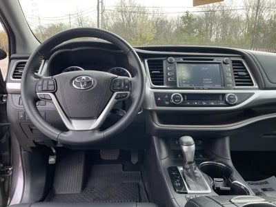 2019 Toyota Highlander XLE V6 AWD (Natl)