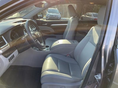 2019 Toyota Highlander XLE V6 AWD (Natl)