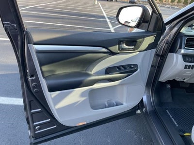 2019 Toyota Highlander XLE V6 AWD (Natl)