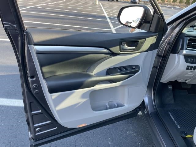 2019 Toyota Highlander XLE V6 AWD (Natl)