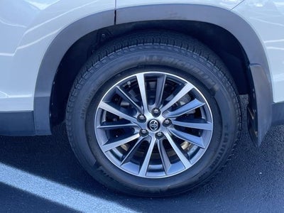 2019 Toyota Highlander XLE V6 AWD (Natl)