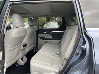 2019 Toyota Highlander SE V6 AWD (Natl)