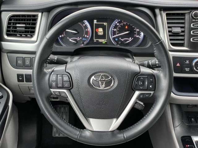 2019 Toyota Highlander SE V6 AWD (Natl)