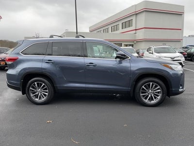 2019 Toyota Highlander SE V6 AWD (Natl)
