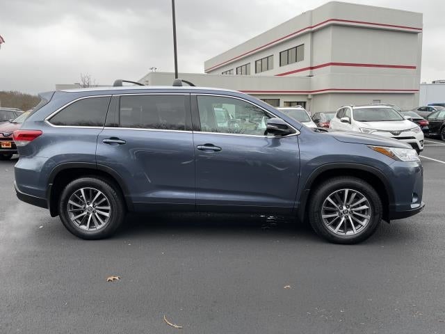 2019 Toyota Highlander SE V6 AWD (Natl)