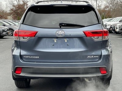 2019 Toyota Highlander SE V6 AWD (Natl)